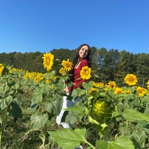 Meet your Posher, Karina